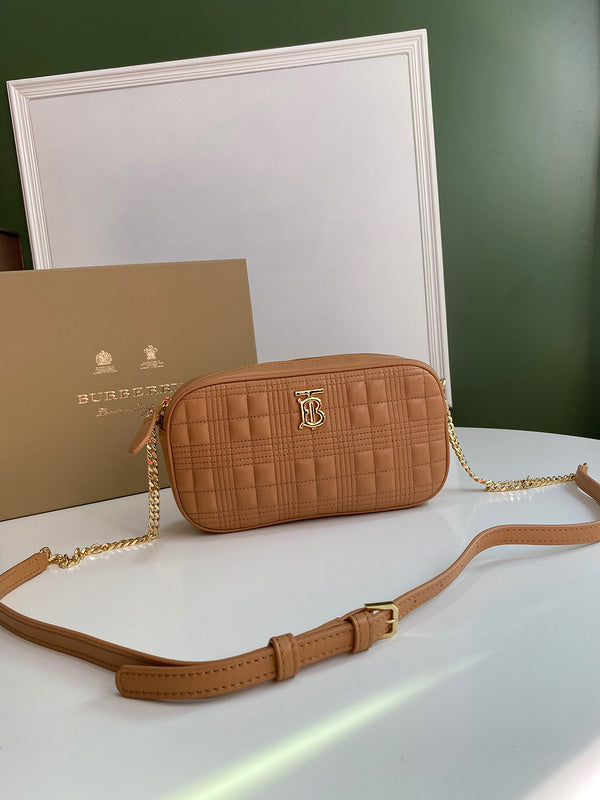 Ziva's Charm handbag – front view (one versatile size)