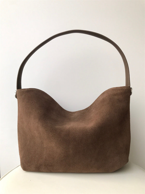 Ziva's Charm handbag – full view (36cm*26cm*14cm)