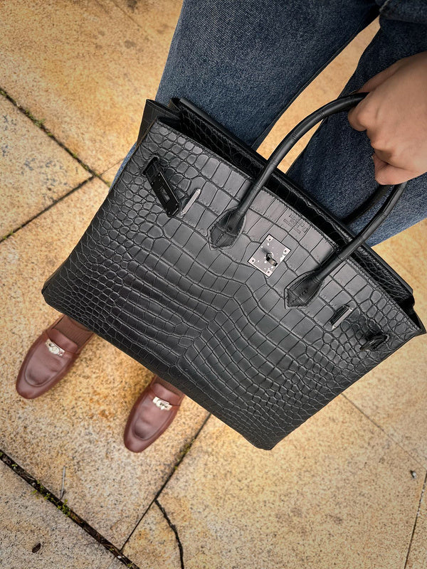 Interior view of understated premium bag