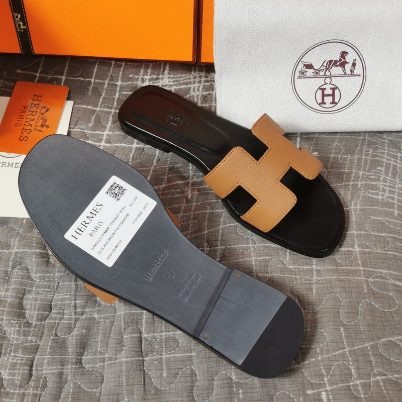 Hermes sandals Style 034 - back heel detail