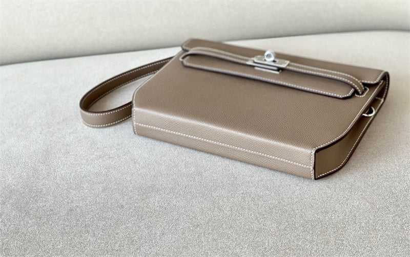  clean-lined carryall bag styled with outfit 12