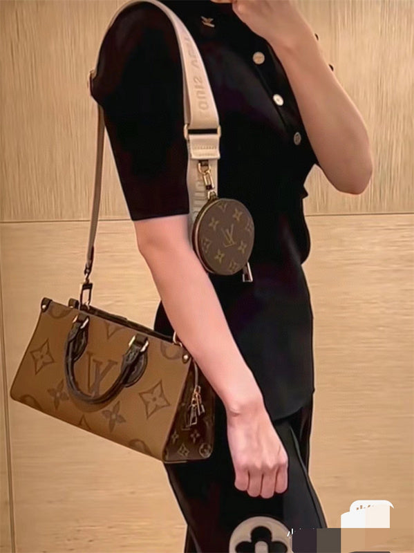 Smart structured bag carried on shoulder 28