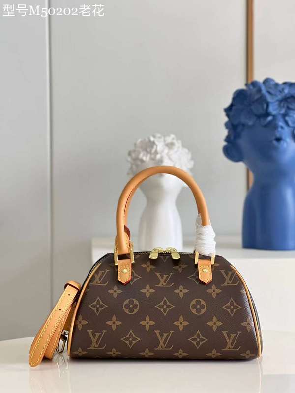 Side profile of refined everyday-luxe women's handbag – women's luxury handbag