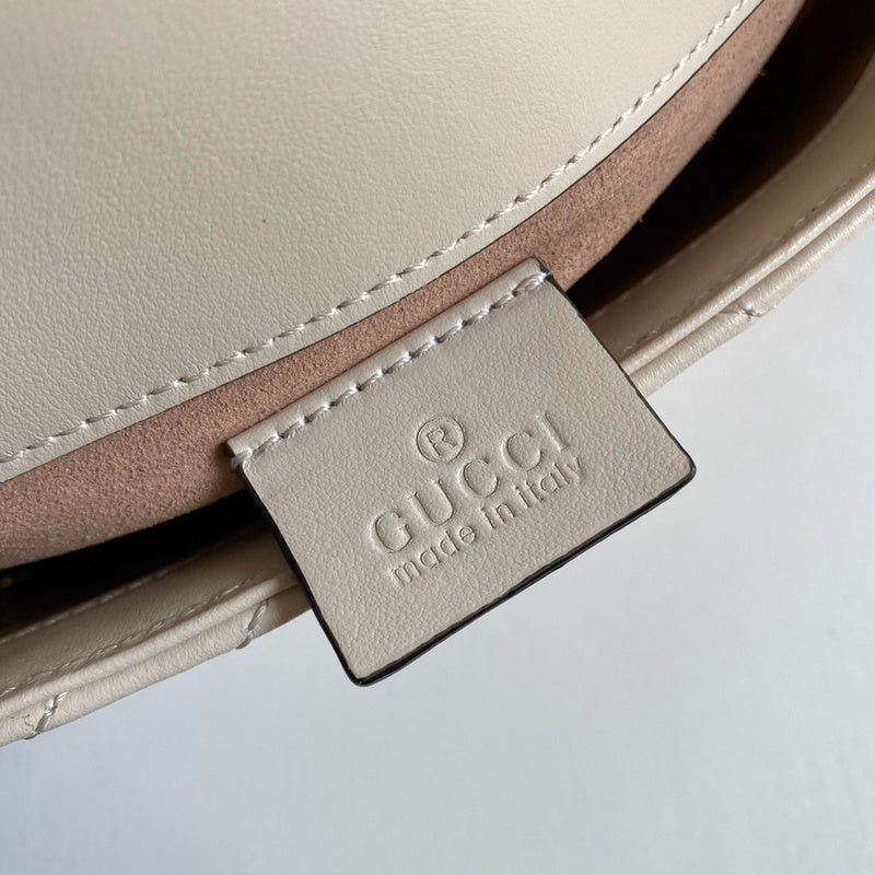 Side profile of sleek statement women's handbag – women's luxury handbag