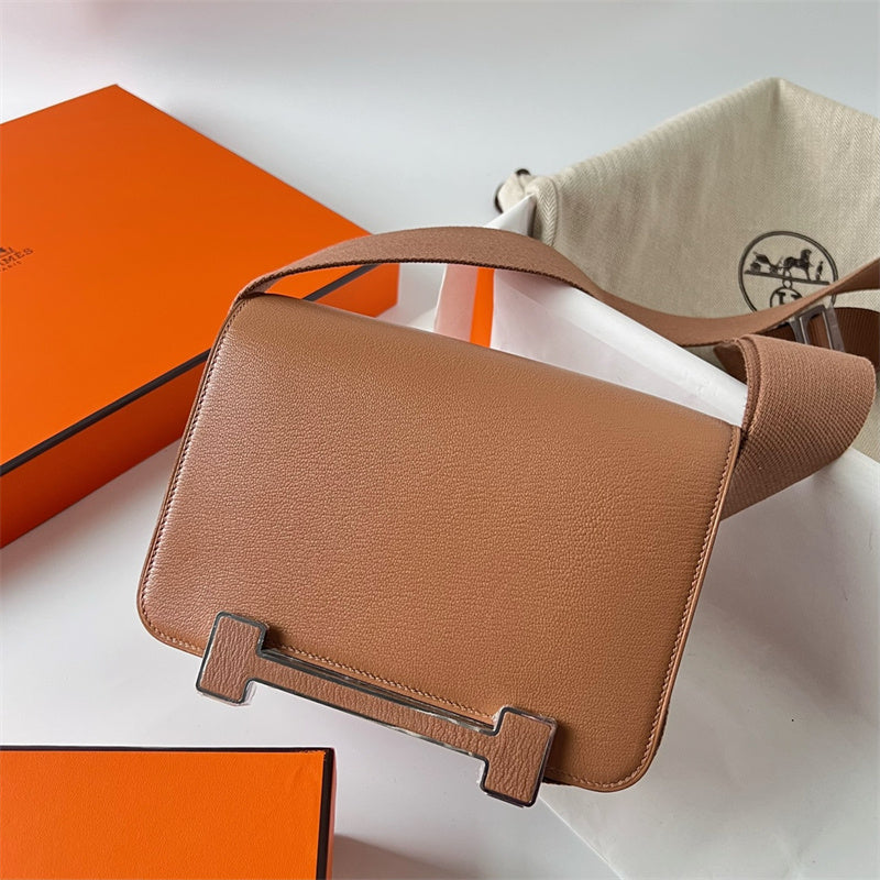Side view of contemporary structured handbag