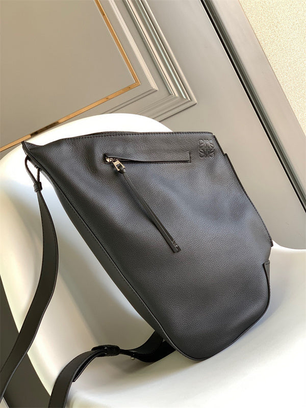 Ziva's Charm handbag – back view (47cm*25cm*17cm)