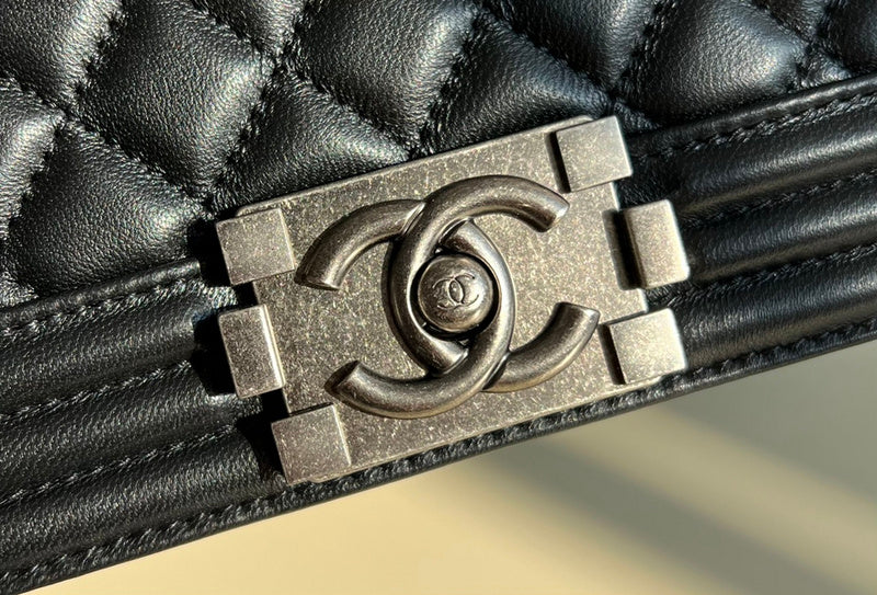  handbag, mid everyday style, image 7