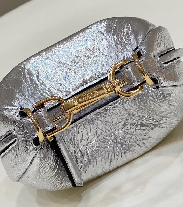 Ziva's Charm handbag – full view (16.5cm*14cm*5cm)