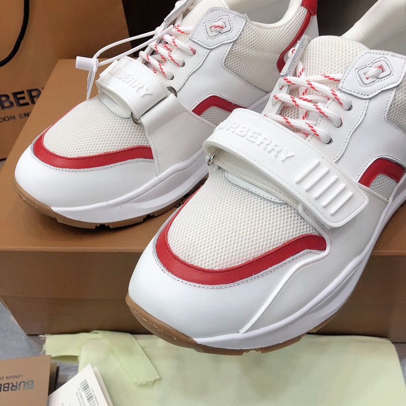 Burberry shoes Style 083 - packaging and accessories