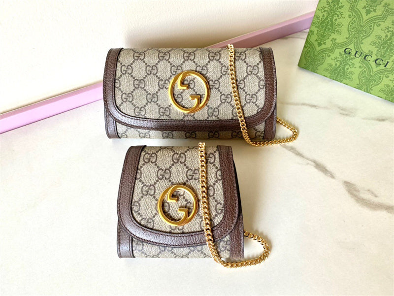 Side profile of classic chic women's handbag – women's everyday handbag