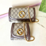 Side profile of classic chic women's handbag – women's everyday handbag