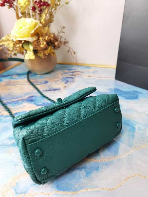  women's handbag, mid design, view 5
