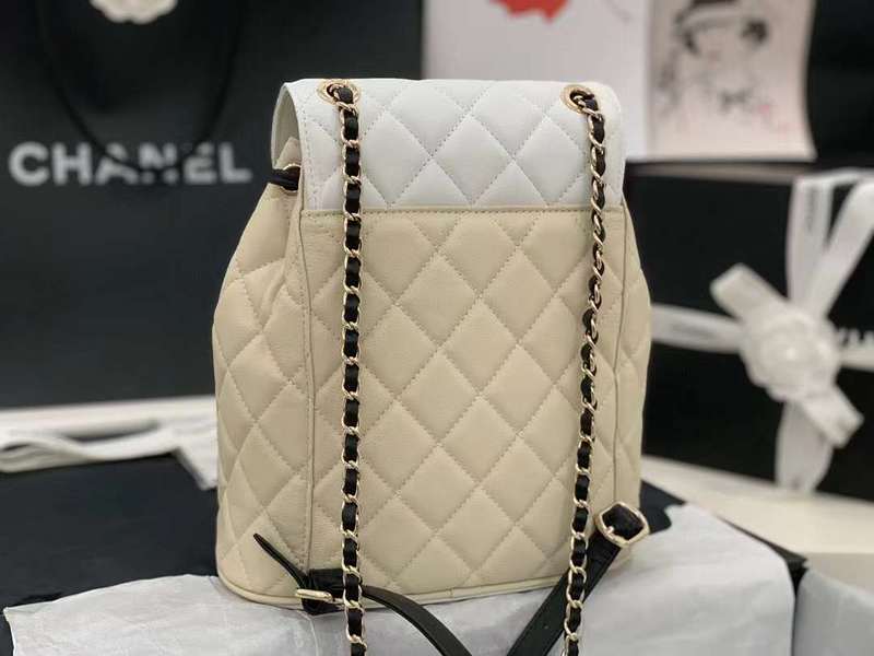 Zivas Charm Understated Luxury Luxury Handbag (Structured Everyday Essential) – Interior View