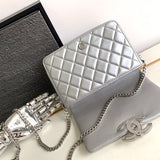  handbag, mid everyday style, image 4