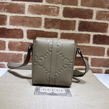 Side profile of chic premium women's handbag – women's luxury accessory