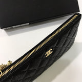 Zivas Charm Contemporary Flair Everyday Handbag (Elevated Accessory Essential) – Close-Up Detail