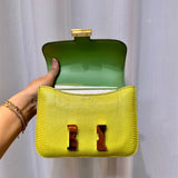  modern carryall bag styled with outfit 12