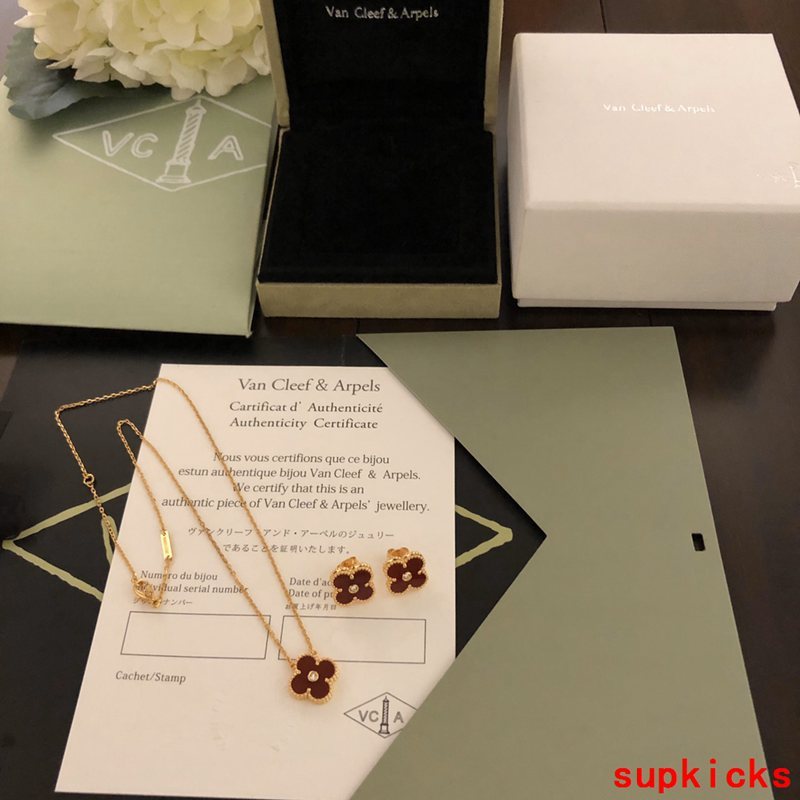 Lifestyle view of Van Cleef & Arpels unisex jewelry piece