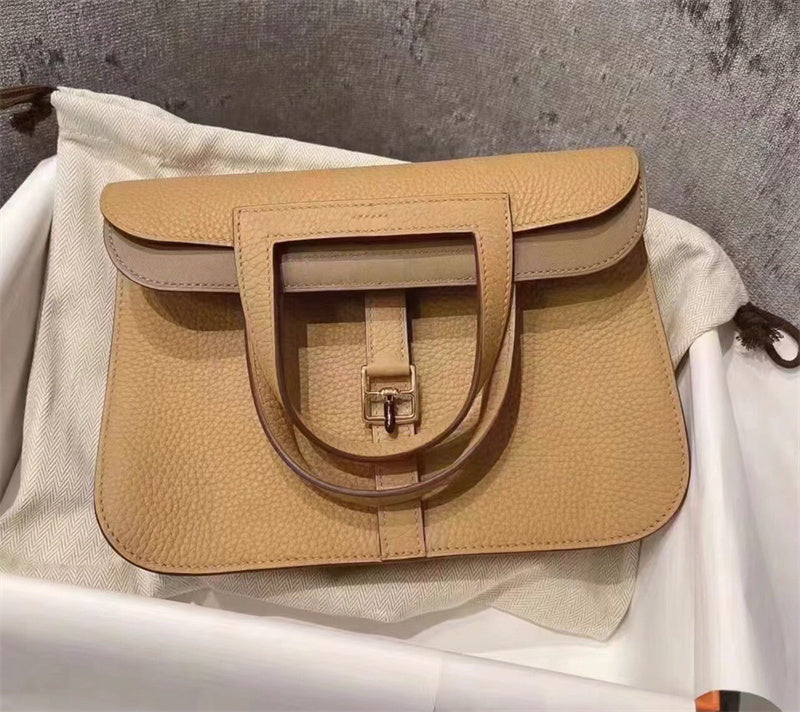  Streamlined shopper bag front view 19