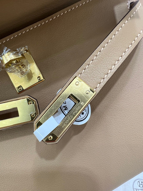Streamlined bag women's premium everyday handbag