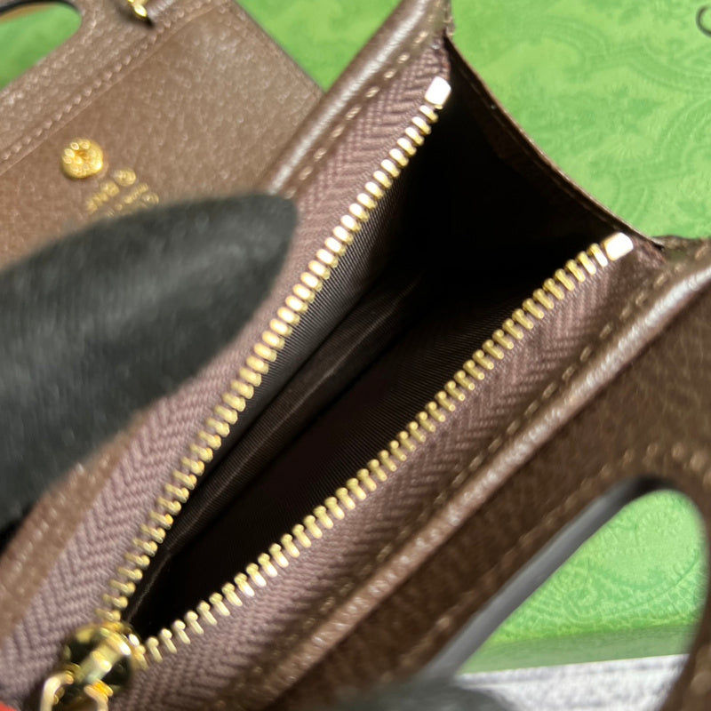 Close-up detail of sleek modern women's handbag – women's luxury handbag