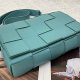 Effortless Premium PU Leather Handbag - Polished Finish | Women's Designer-Inspired Purse #1620 - close-up detail shot (image 3) of designer-inspired handbag