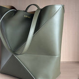 Ziva's Charm handbag – side angle view (16.5cm*9.5cm*20cm)