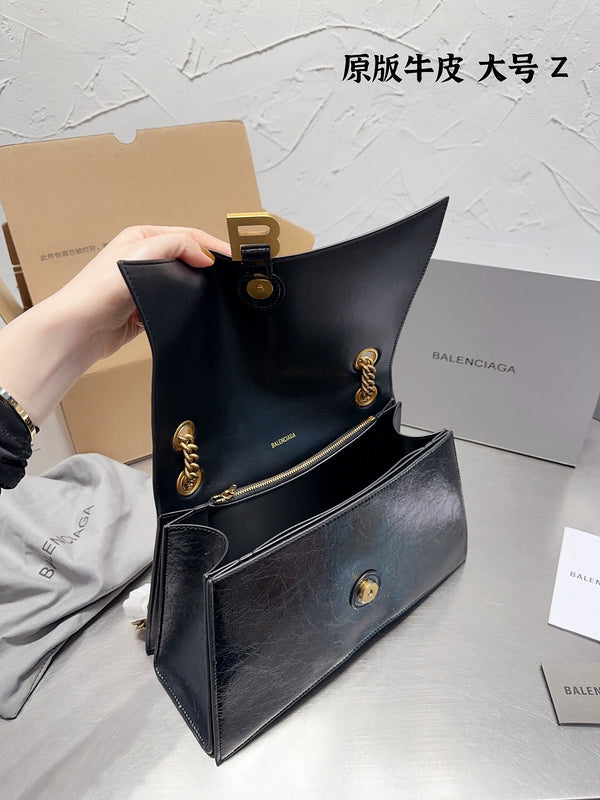 Ziva's Charm handbag – lifestyle view (one versatile size)