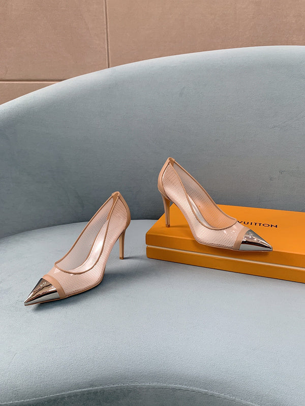 Louis Vuitton shoes Style 251 - logo and branding close-up