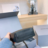 Ziva's Charm handbag – product shot (one versatile size)