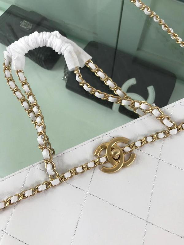 Zivas Charm Refined Structure Fashion Handbag (Elevated Daily Companion) – Interior View