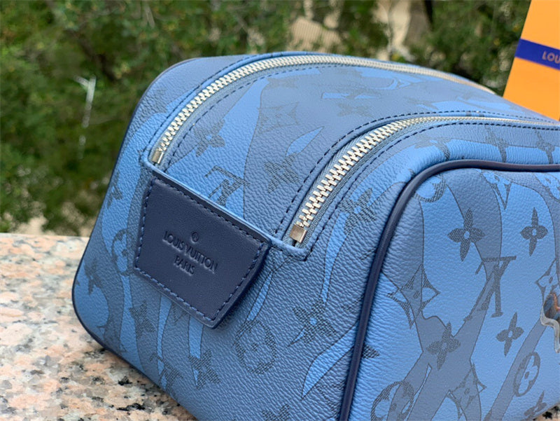 carryall bag interior and compartment view