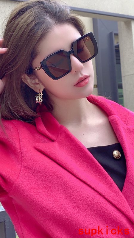 Side view of Louis Vuitton unisex sunglasses