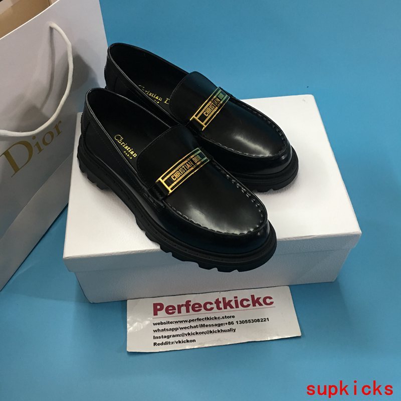 Dior shoes Style 024 - top view showing design (alternate angle)