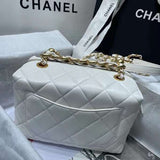  women's handbag, versatile design, view 3