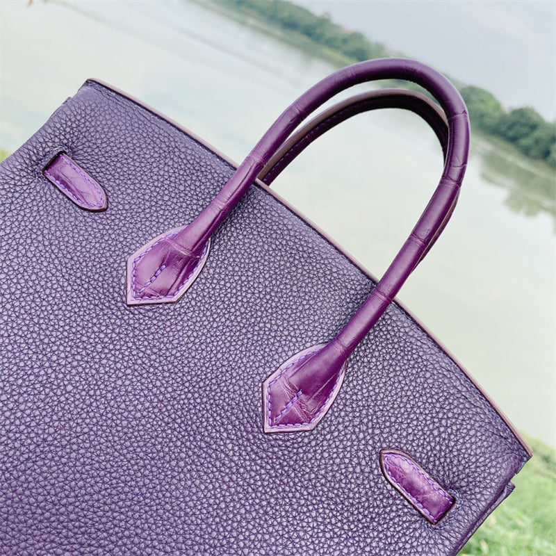  handbag close-up of hardware and finish 11