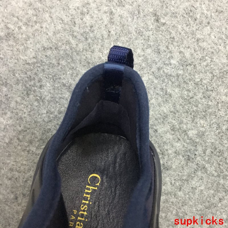 Dior shoes Style 029 - logo and branding close-up