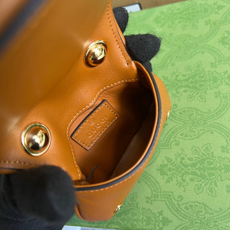 Close-up detail of modern sleek women's handbag – women's designer-style accessory