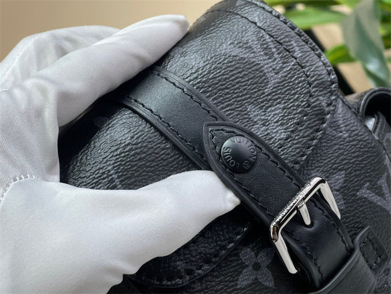  Structured top-handle bag front view 7