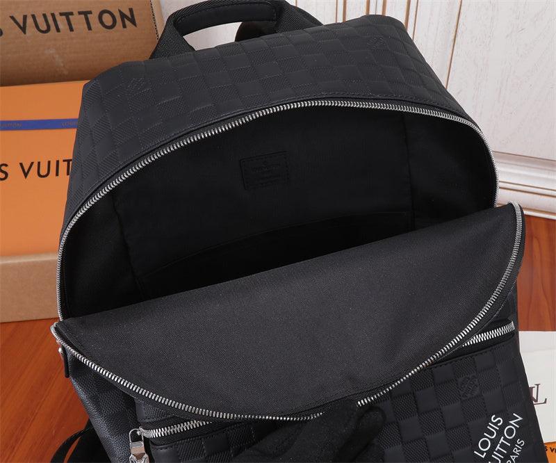  Essential everyday bag front view 7