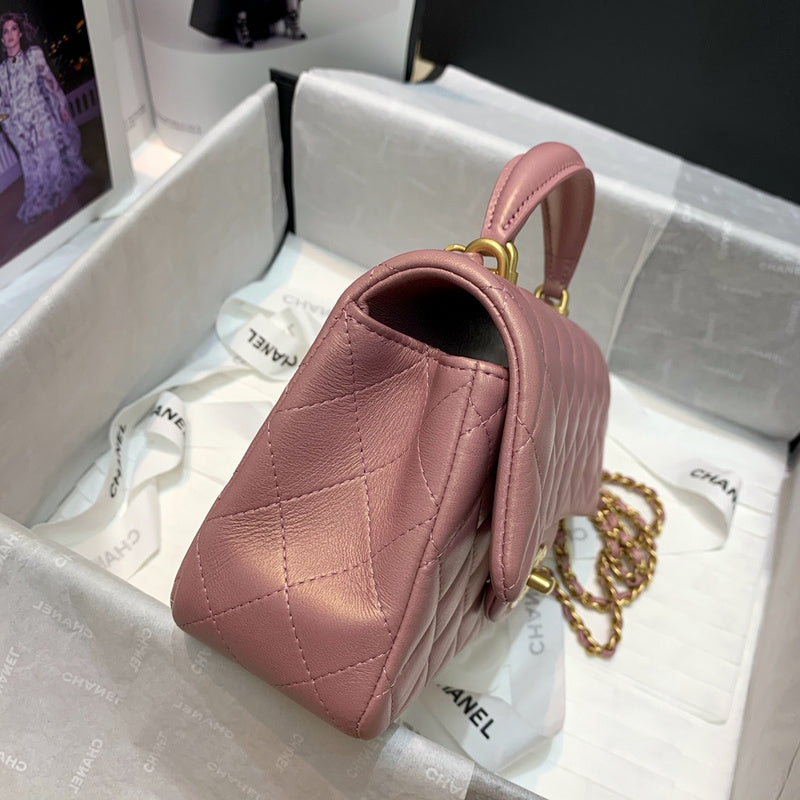  women's handbag, mid design, view 3
