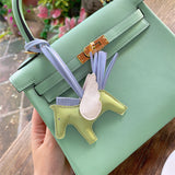 Streamlined bag women's premium everyday handbag