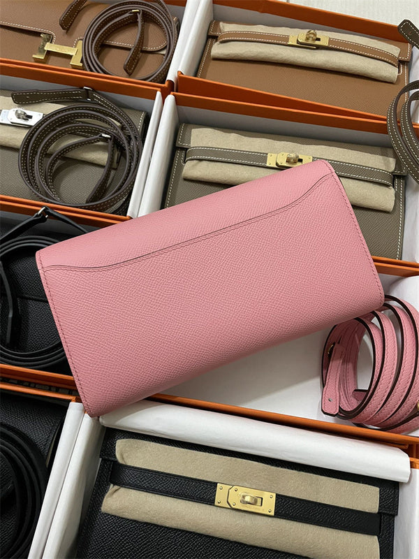 Side view of crisp structured handbag