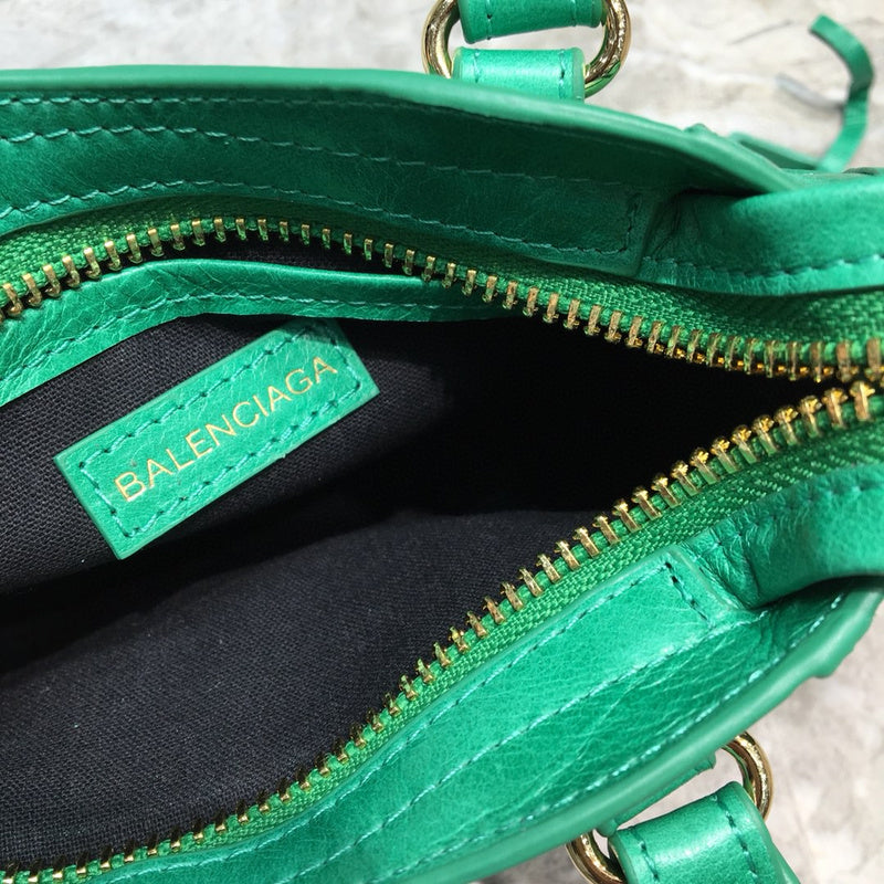 Timeless Premium PU Leather Handbag - Smooth Faux-Leather Exterior | Women's Premium Handbag #639 - hardware and detail close-up (image 5) of designer-inspired handbag