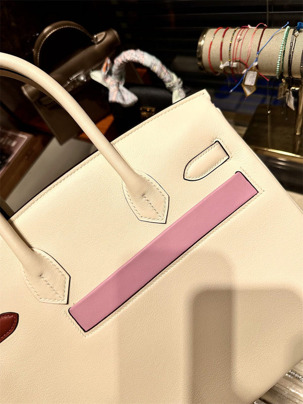  polished everyday bag styled with outfit