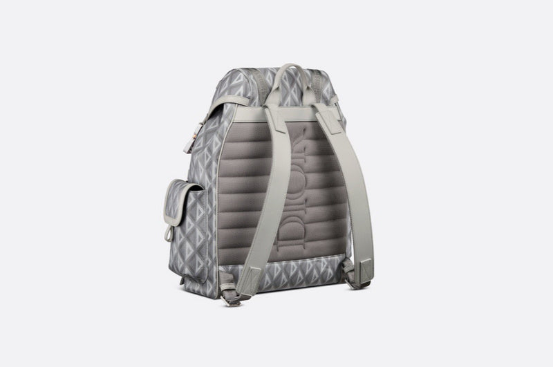 Front view of structured polished women's handbag – women's everyday handbag