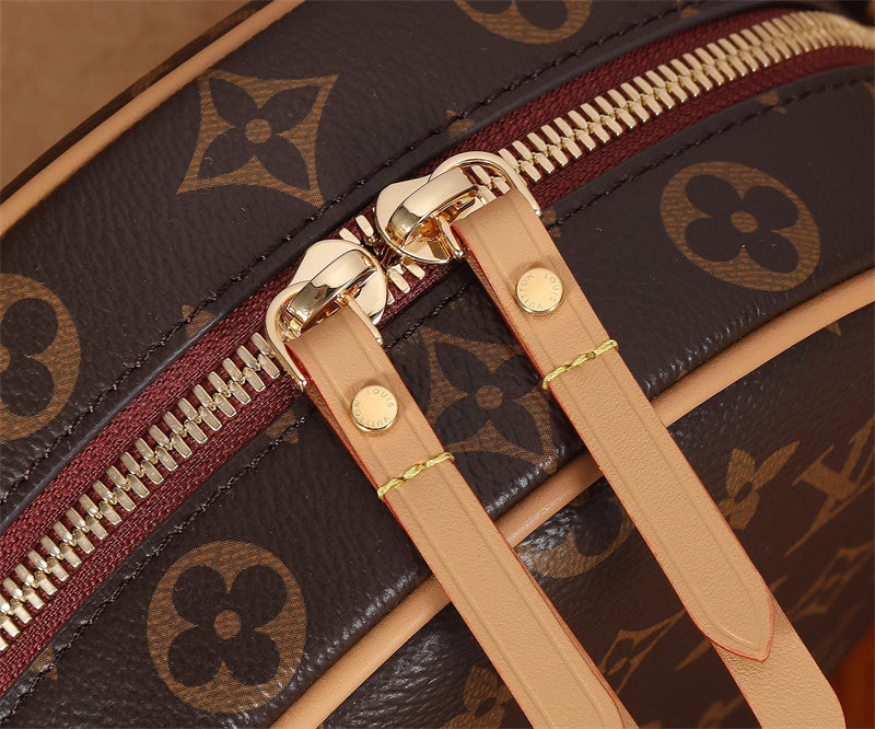  curated everyday bag styled with outfit