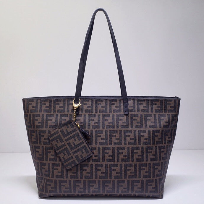 Ziva's Charm handbag – side angle view (34cm*28.5cm*14cm)