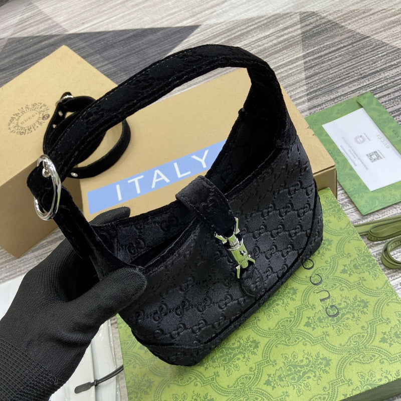 Close-up detail of polished modern women's handbag – women's everyday handbag