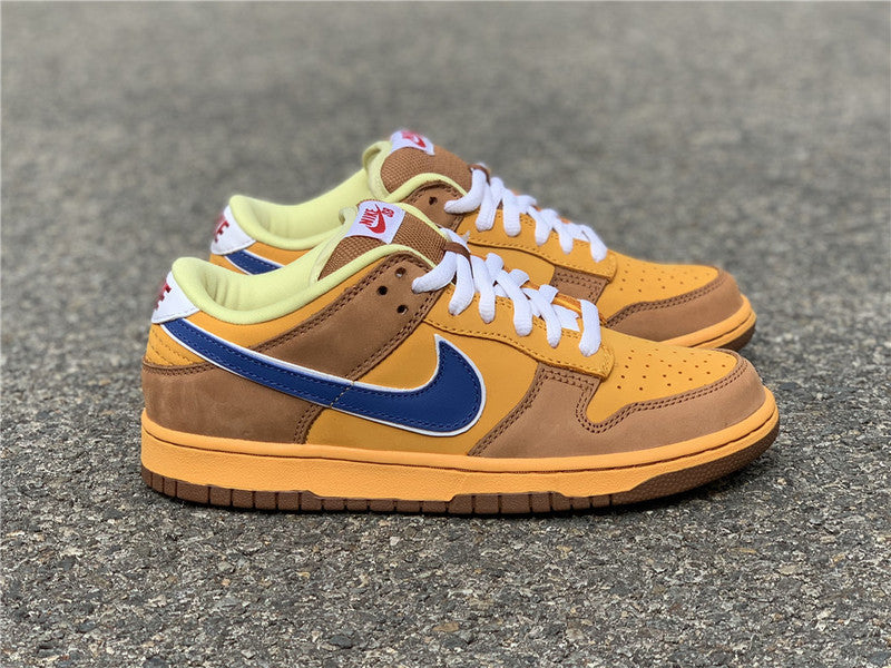 Nike Men's & Women's Iconic Street Trainers — Style 059 interior view